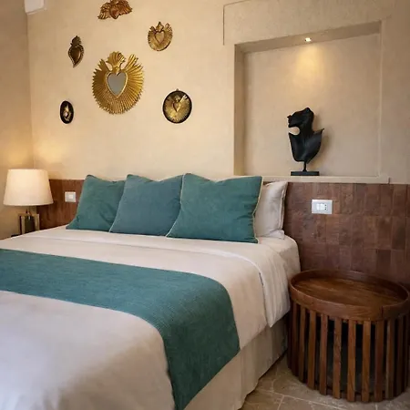 Cava Urban Relais & Pool * Lecce