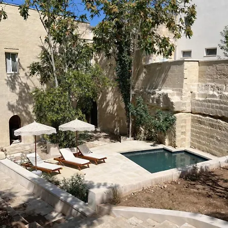 Cava Urban Relais & Pool Hotel Lecce