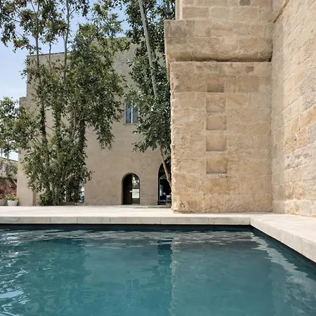 Cava Urban Relais & Pool Hotel *