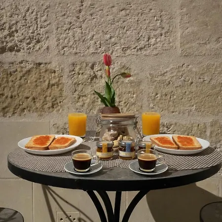 Cava Urban Relais & Pool Hotel
