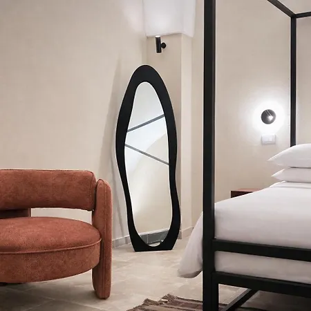 Hotel Cava Urban Relais & Pool *