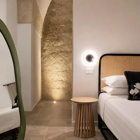 Hotel Cava Urban Relais & Pool Lecce
