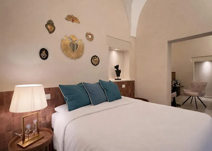 Cava Urban Relais & Pool * Lecce