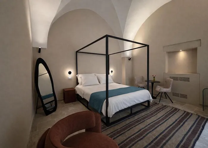 Cava Urban Relais & Pool Hotel *