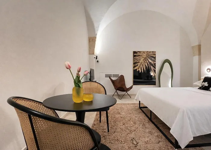 Cava Urban Relais & Pool Lecce