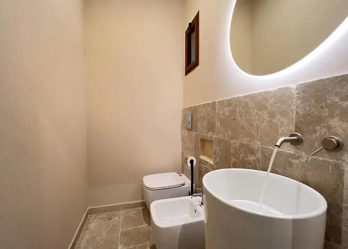 Cava Urban Relais & Pool Hotel