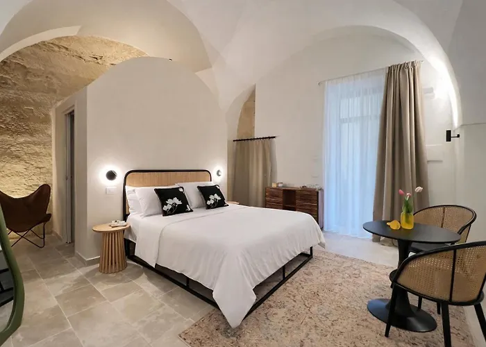 Hotel Cava Urban Relais & Pool *