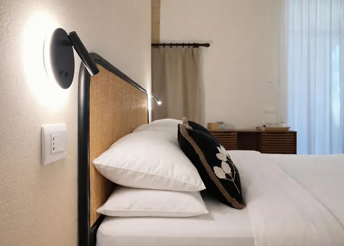 Cava Urban Relais & Pool *