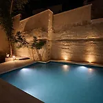 Hotel Cava Urban Relais & Pool Lecce