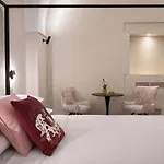 Cava Urban Relais & Pool