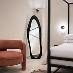 Hotel Cava Urban Relais & Pool *