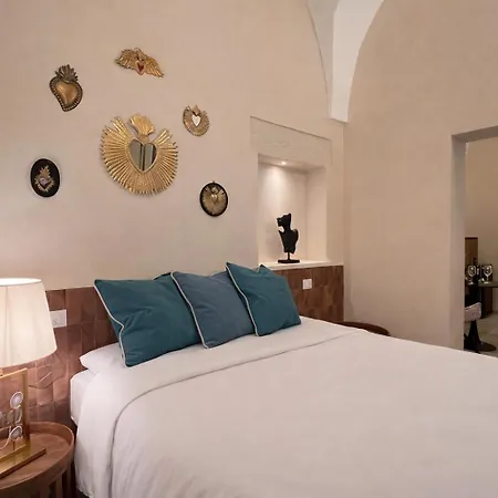 Cava Urban Relais & Pool * Lecce