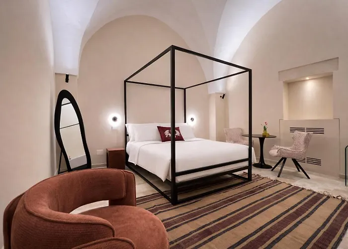 فندق Cava Urban Relais & Pool ليتشي