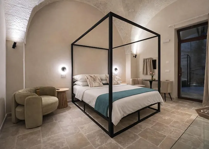 Hotel Cava Urban Relais & Pool
